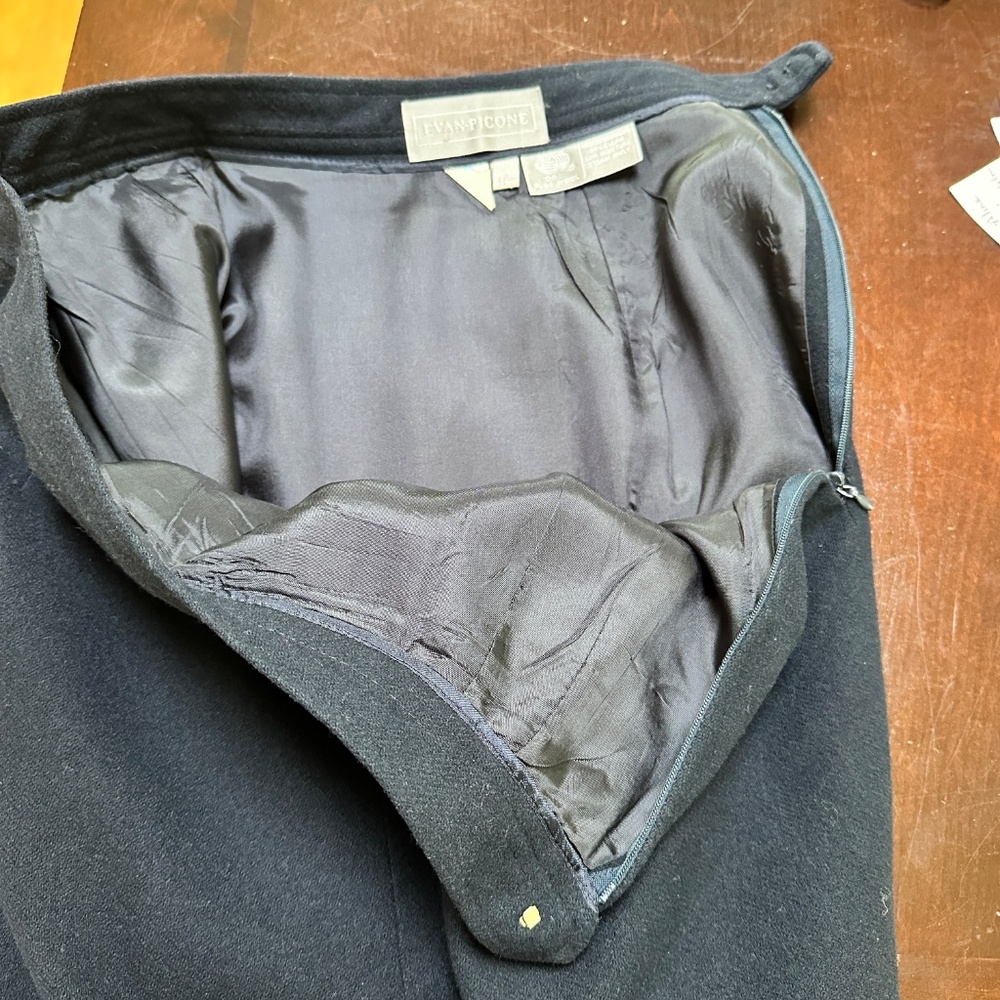 Vintage Evan Picone 100% Wool Lined Navy Blue Midi Skirt Small - Picture 10 of 11